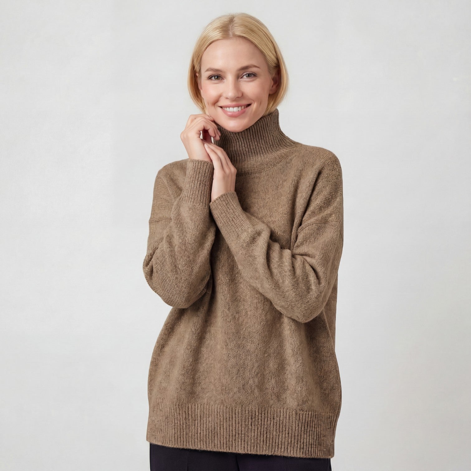 Havholm | Strikket rullekravetrøje i akryl til kvinder