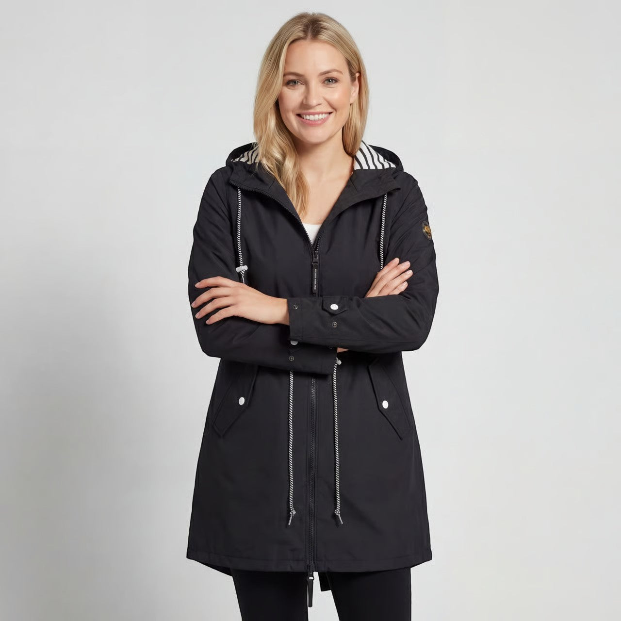 Havholm | Vævet vandtæt regnjakke med hætte til kvinder